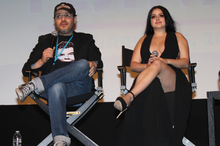 Ariel Winter feet photo thumbnail