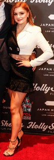 Ariel Winter feet photo thumbnail