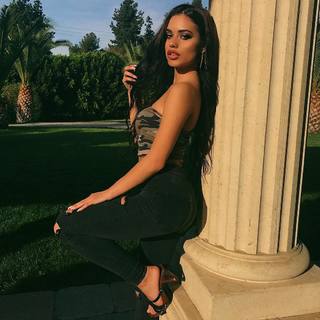 Ariel Yasmine feet photo 9