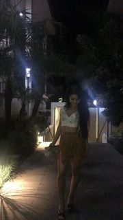 Ariel Yasmine feet photo 6