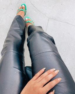 Ariel Yasmine feet photo 20