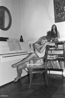 Arielle Dombasle feet photo 5