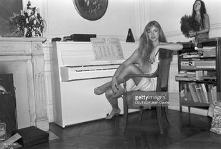 Arielle Dombasle feet photo 3