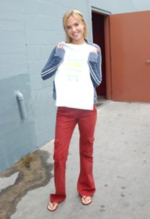Arielle Kebbel feet photo thumbnail