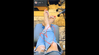 Arielle Vandenberg feet photo 18