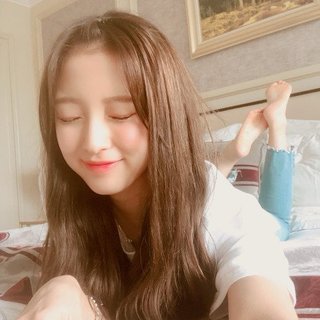 Arin feet photo 2