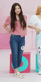 Arin feet photo 3