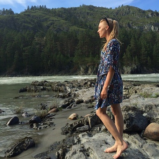 Arina Postnikova feet photo thumbnail