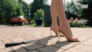 Arina Postnikova feet photo thumbnail