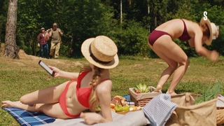 Arina Postnikova feet photo thumbnail