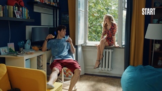 Arina Postnikova feet photo thumbnail