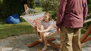 Arina Postnikova feet photo thumbnail