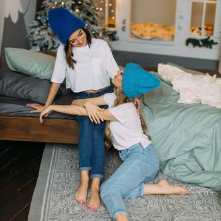 Arina Postnikova feet photo thumbnail