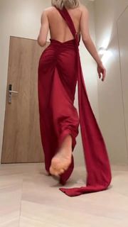 Arina Postnikova feet photo 11