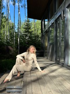 Arina Postnikova feet photo 4