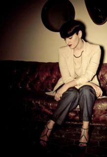 Arisa feet photo thumbnail