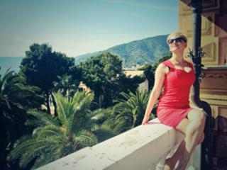 Arisa feet photo thumbnail