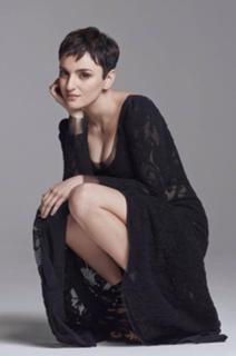 Arisa feet photo thumbnail