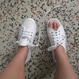 Arisa feet photo thumbnail