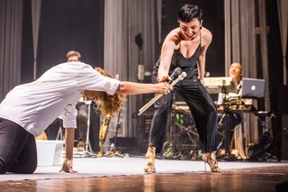 Arisa feet photo thumbnail