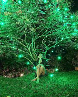 Arisa feet photo thumbnail