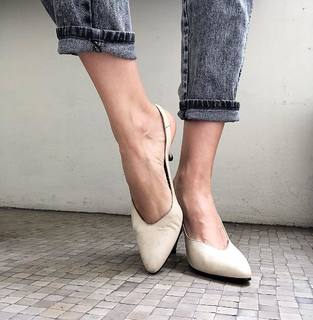 Arisa feet photo thumbnail