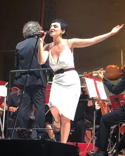 Arisa feet photo thumbnail