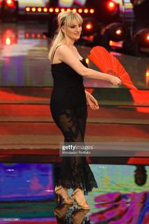 Arisa feet photo thumbnail