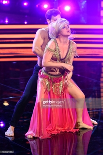 Arisa feet photo thumbnail