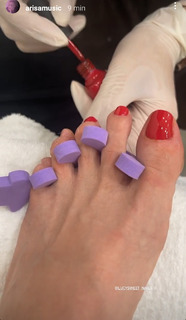 Arisa feet photo thumbnail