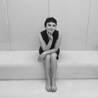 Arisa feet photo thumbnail