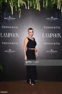 Arisa feet photo thumbnail