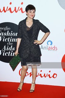 Arisa feet photo thumbnail