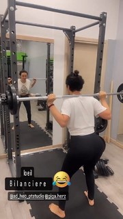 Arisa feet photo thumbnail