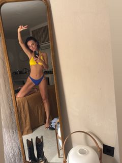 Arisa feet photo 1