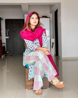 Arishfa Khan feet photo 12
