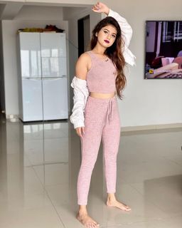 Arishfa Khan feet photo 11