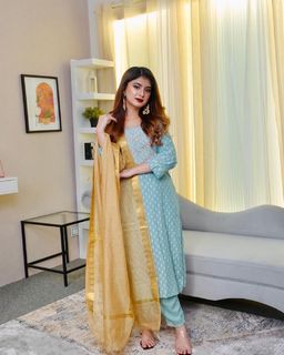 Arishfa Khan feet photo 17