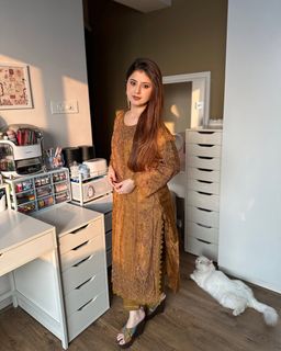 Arishfa Khan feet photo 3