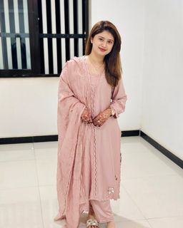Arishfa Khan feet photo 16