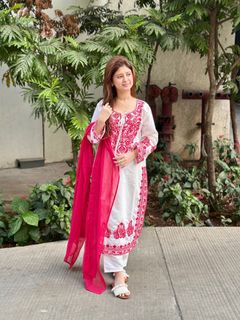 Arishfa Khan feet photo 1