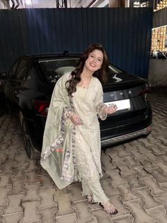 Arishfa Khan feet photo 16