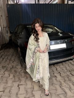 Arishfa Khan feet photo 14