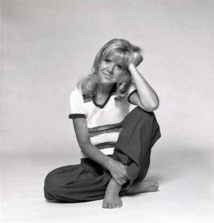 Arlene Golonka feet photo 9
