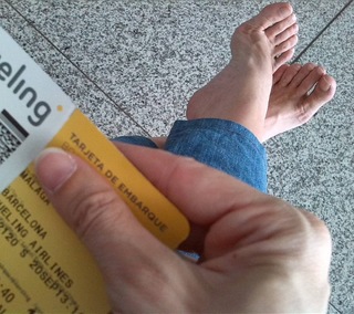 Arola Poch feet photo thumbnail