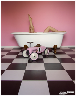 Arola Poch feet photo thumbnail