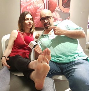 Arola Poch feet photo thumbnail