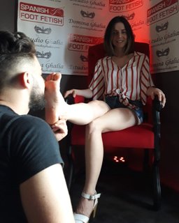 Arola Poch feet photo thumbnail