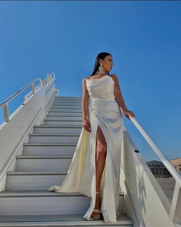 Arpi Gabrielyan feet photo 3