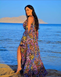 Arpi Gabrielyan feet photo 2